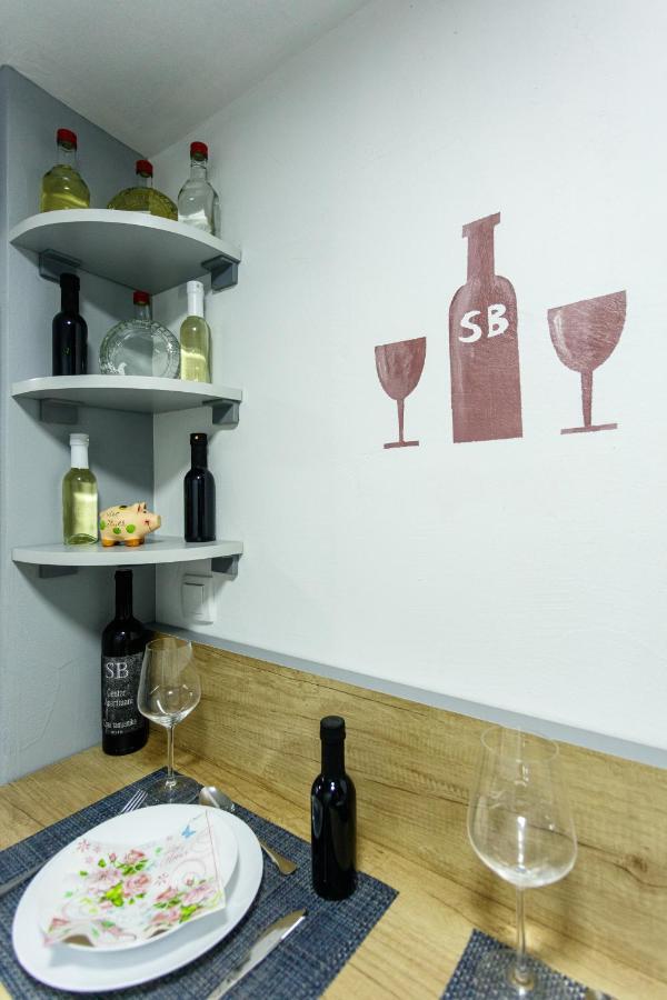 Sb Centar Apartmani Ni Екстериор снимка