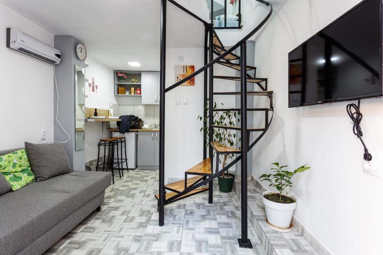 Sb Centar Apartmani Ni Екстериор снимка